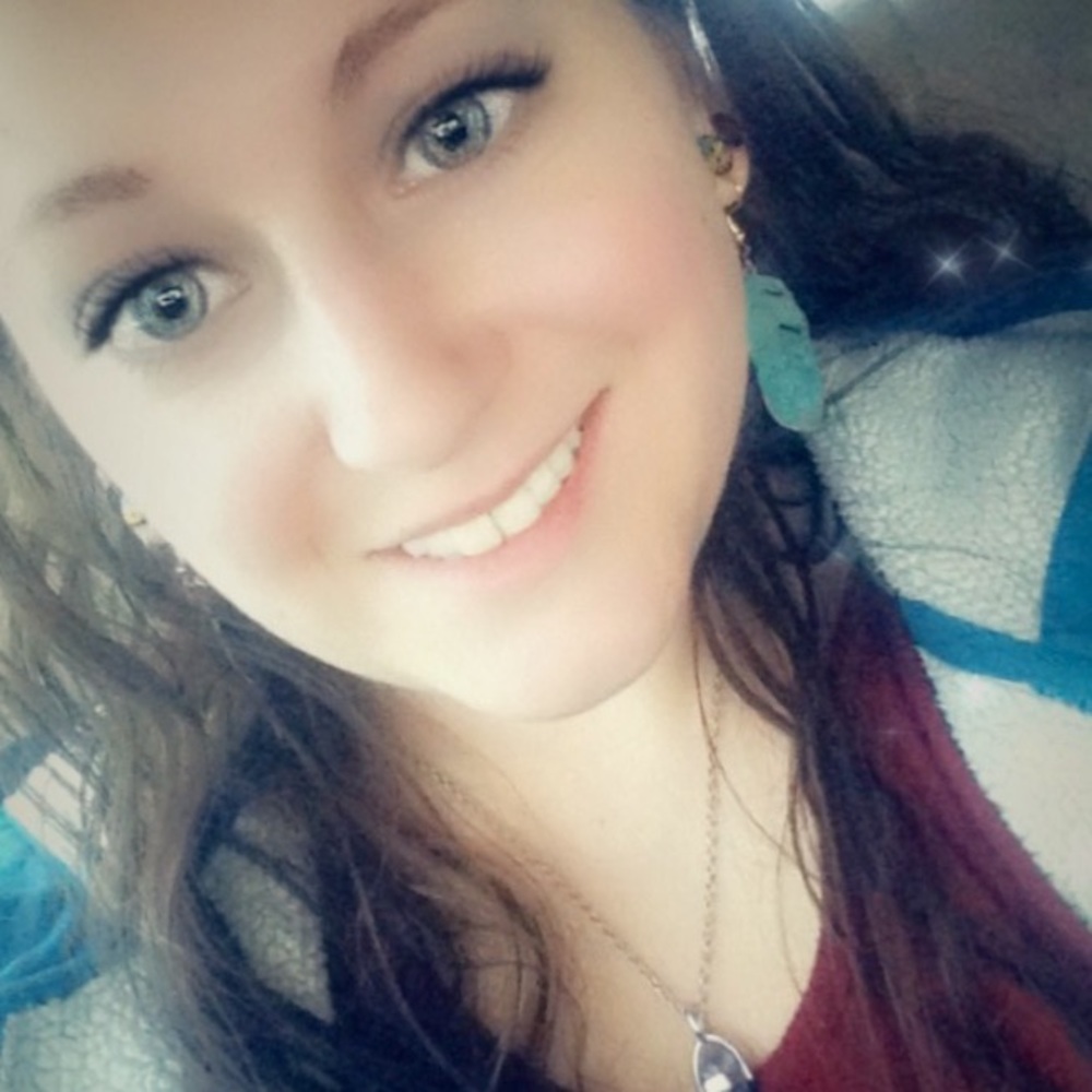 Meet your Posher, Carrie
